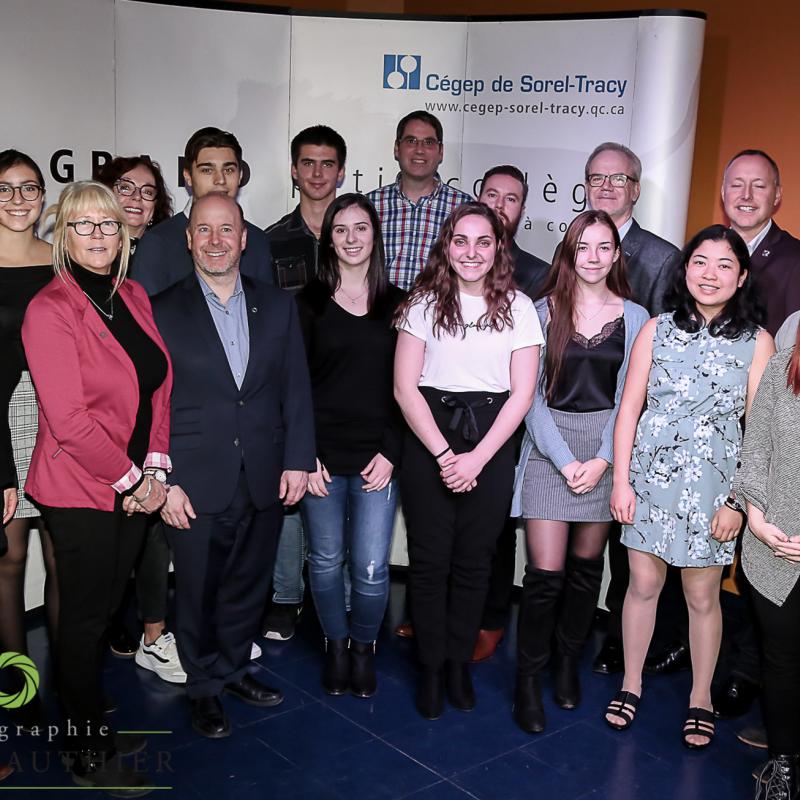 fondation 8 bourses excellence