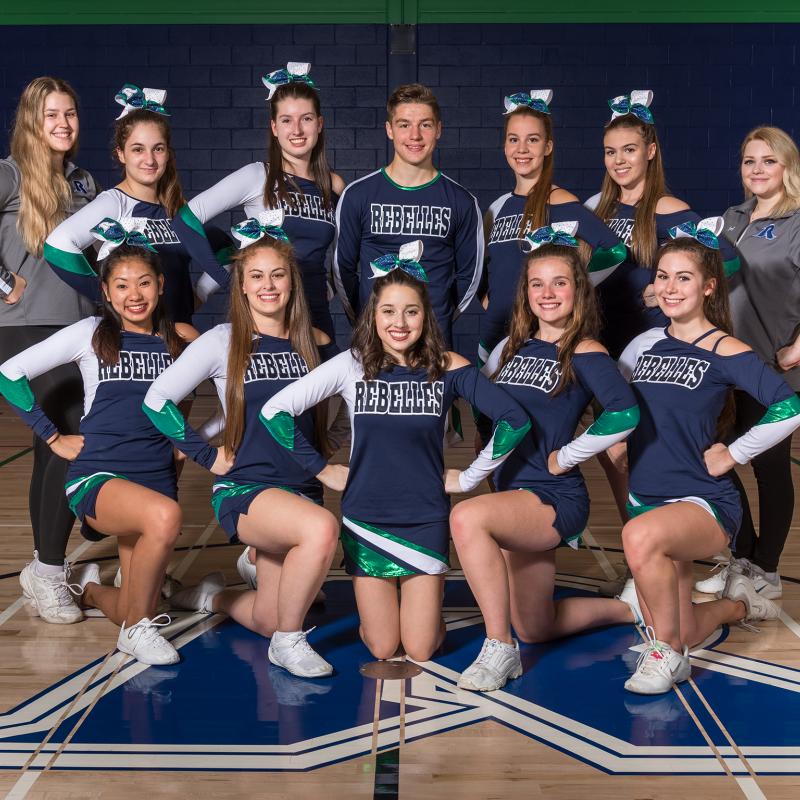 equipe cheer Soreltracyetcie