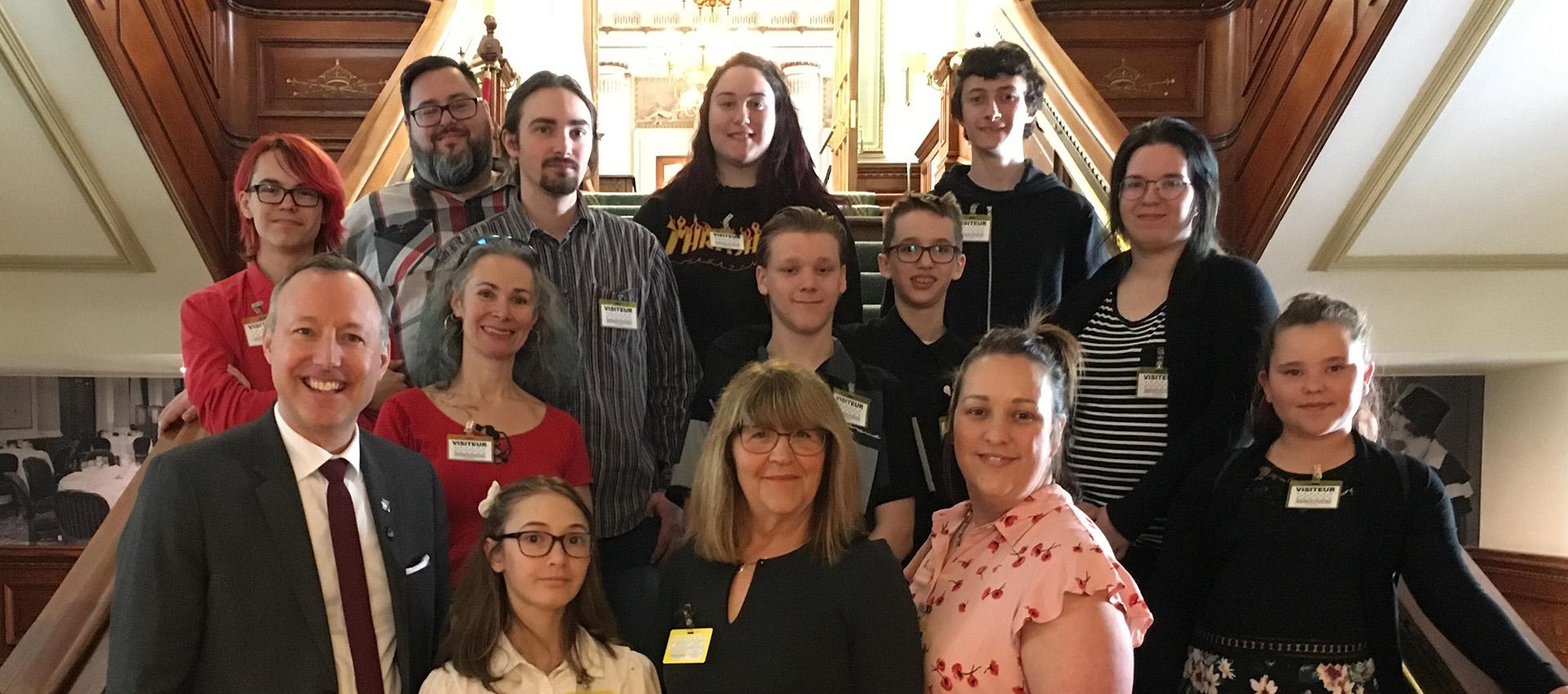 depute Jean Bernard emond rend hommage Maisons des jeunes