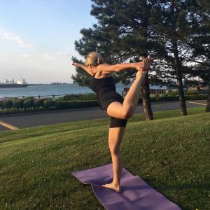 Body Flow - Isabelle Caza | Parc Regard-sur-le-Fleuve