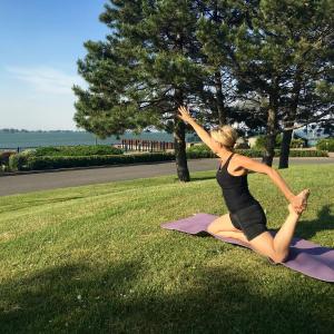 Body Flow - Isabelle Caza | Parc Regard-sur-le-Fleuve