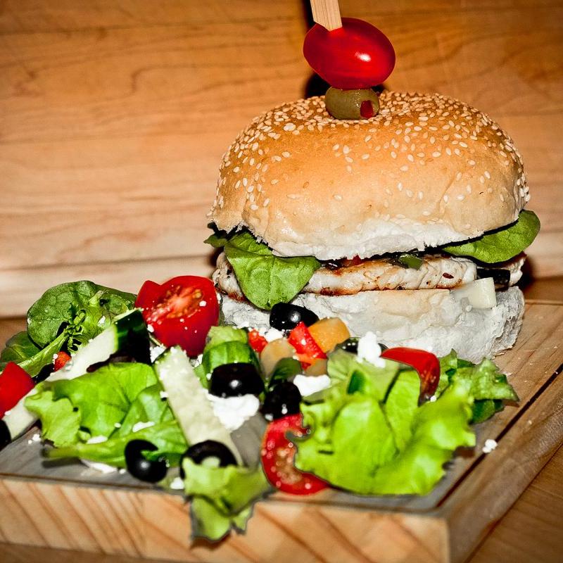 Burger au poulet | Sorel-Tracy & Cie