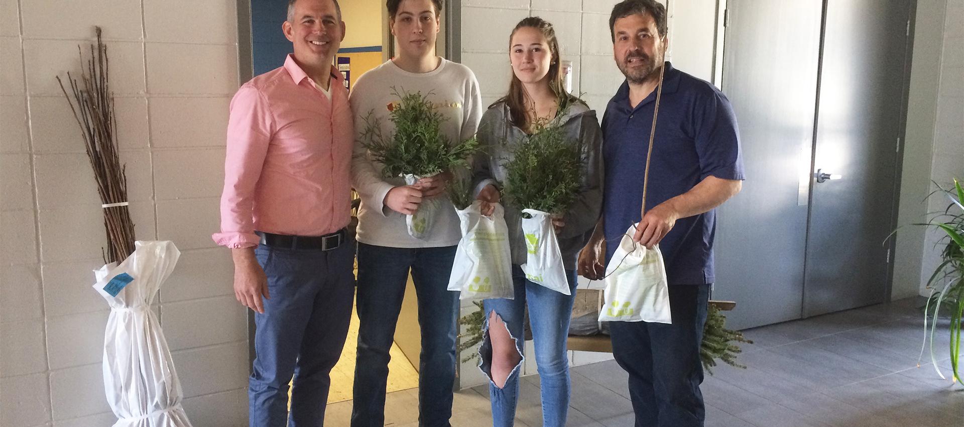 Distribution arbres ESFL 2019